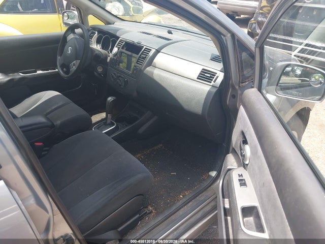 2009 Nissan Versa 1.8s მანქანა იყიდება აუქციონზე, vin: 3N1BC13E89L464590, აუქციონის ნომერი: 45512018