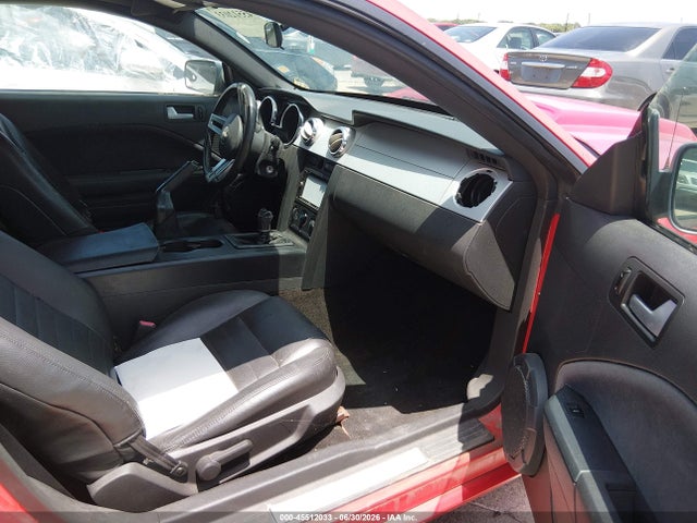 Продаж на аукціоні авто 2006 Ford Mustang Gt, vin: 1ZVHT82H665108630, номер лоту: 45512033
