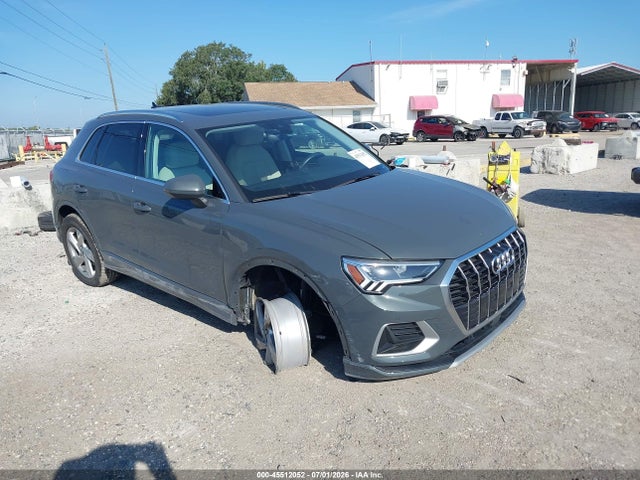 Aukcja sprzedaży 2020 Audi Q3 Premium Plus 45 Tfsi Quattro Tiptronic, vin: WA1BECF39L1040504, numer aukcji: 45512052