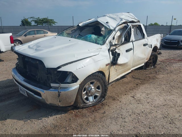 45512056 :رقم المزاد ، 3C6UR5CJ8JG150421 vin ، 2018 Ram 2500 Tradesman  4x4 6'4 Box مزاد بيع