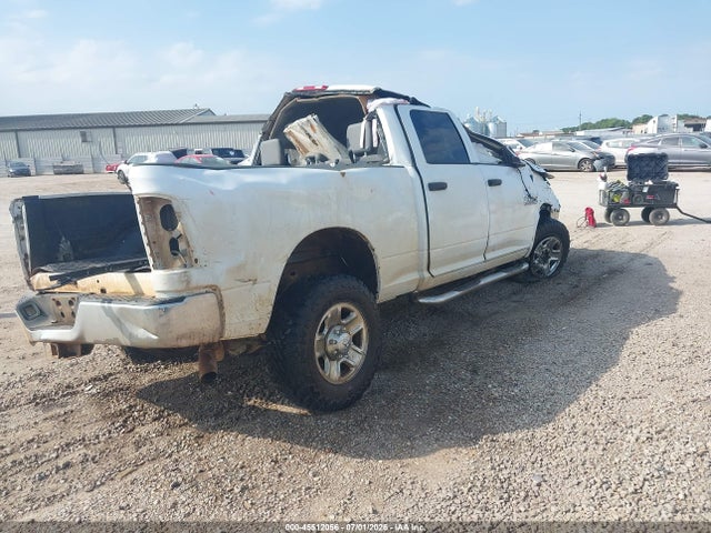 45512056 :رقم المزاد ، 3C6UR5CJ8JG150421 vin ، 2018 Ram 2500 Tradesman  4x4 6'4 Box مزاد بيع