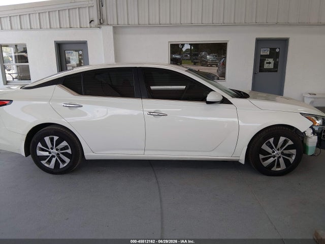 Продажа на аукционе авто 2021 Nissan Altima S Fwd, vin: 1N4BL4BV5MN421761, номер лота: 45512162