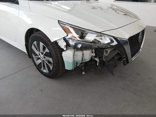 Продажа на аукционе авто 2021 Nissan Altima S Fwd, vin: 1N4BL4BV5MN421761, номер лота: 45512162