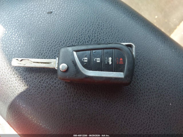 4T1B11HK3JU606867 Toyota CAMRY LE