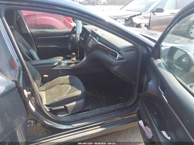 4T1B11HK3JU606867 Toyota CAMRY LE