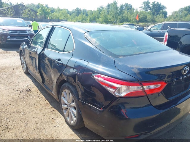 4T1B11HK3JU606867 Toyota CAMRY LE