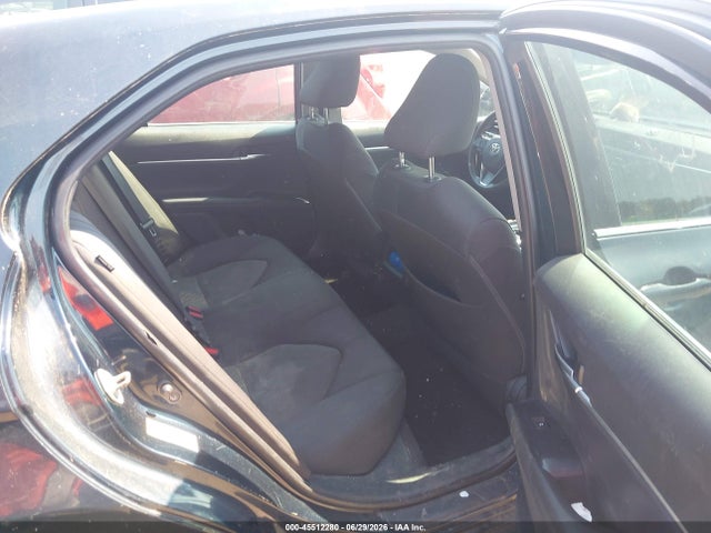4T1B11HK3JU606867 Toyota CAMRY LE
