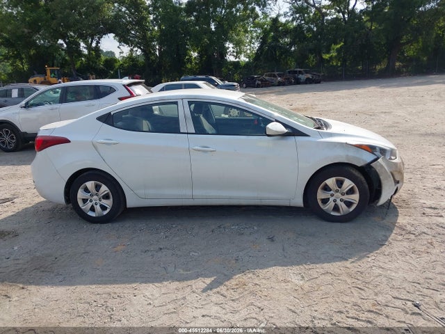 5NPDH4AE1GH753299 Hyundai ELANTRA SE