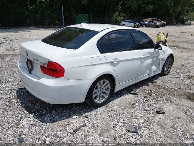 Продажа на аукционе авто 2006 Bmw 325i, vin: WBAVB13566PT07005, номер лота: 45512319