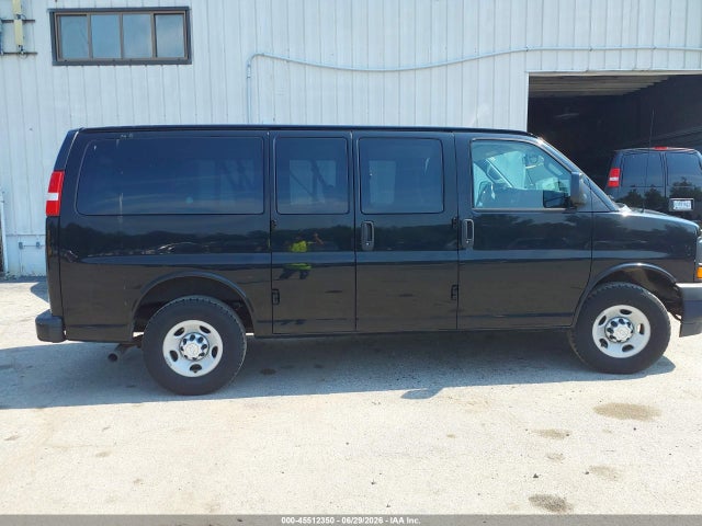1GAWGEFF9H1302660 Chevrolet Express 2500 Ls