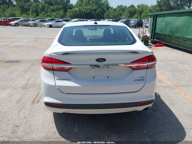 2017 Ford Fusion Hybrid Se მანქანა იყიდება აუქციონზე, vin: 3FA6P0LUXHR314583, აუქციონის ნომერი: 45512384