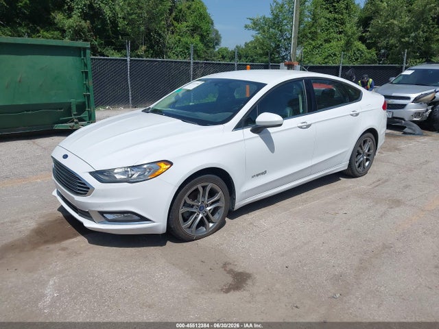 2017 Ford Fusion Hybrid Se მანქანა იყიდება აუქციონზე, vin: 3FA6P0LUXHR314583, აუქციონის ნომერი: 45512384