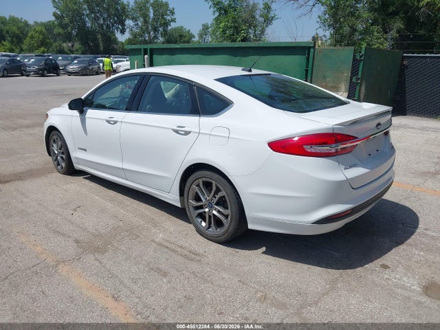 2017 Ford Fusion Hybrid Se მანქანა იყიდება აუქციონზე, vin: 3FA6P0LUXHR314583, აუქციონის ნომერი: 45512384