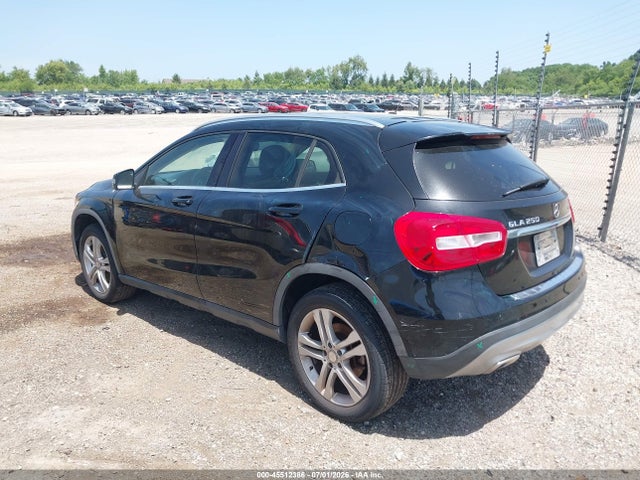 2015 Mercedes-benz Gla 250 4matic მანქანა იყიდება აუქციონზე, vin: WDCTG4GB0FJ128064, აუქციონის ნომერი: 45512386