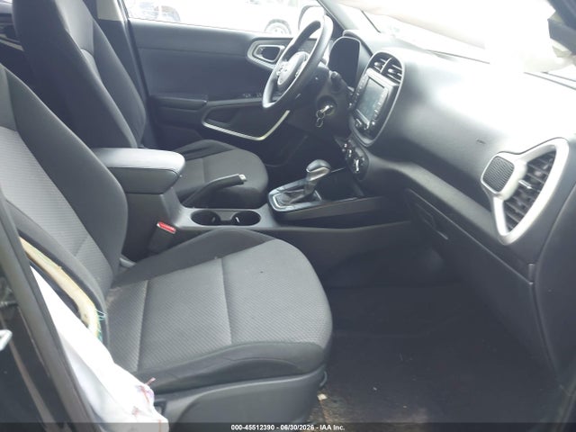 KIA SOUL LX 2020 KNDJ23AU3L7704951 Image 5