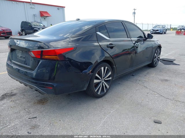 45512461 :رقم المزاد ، 1N4BL4CV4MN307930 vin ، 2021 Nissan Altima Sr Fwd مزاد بيع