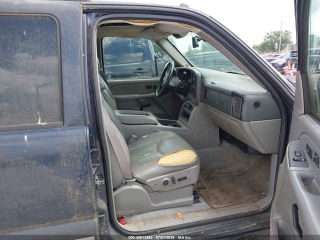 45512462 :رقم المزاد ، 1GNEK13ZX4R117108 vin ، 2004 Chevrolet Tahoe Lt مزاد بيع