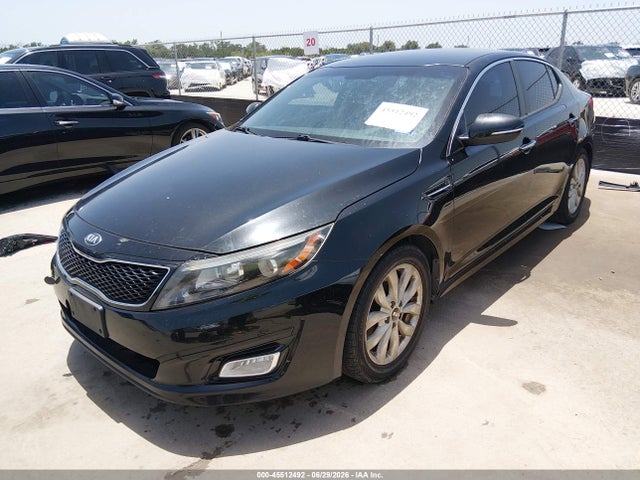 KIA Optima Lx 2015 KNAGM4A70F5634679 Image 2