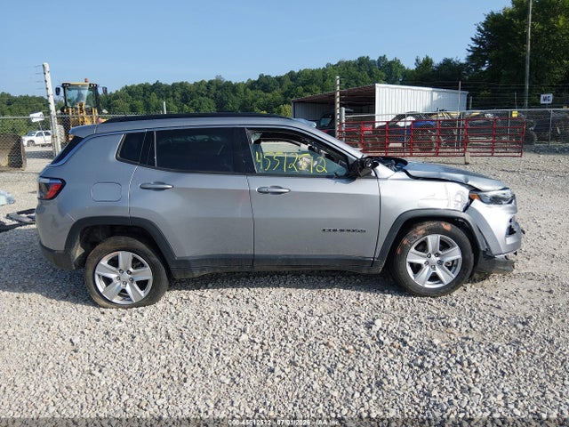 2022 Jeep Compass Latitude 4x4 მანქანა იყიდება აუქციონზე, vin: 3C4NJDBB6NT207611, აუქციონის ნომერი: 45512512