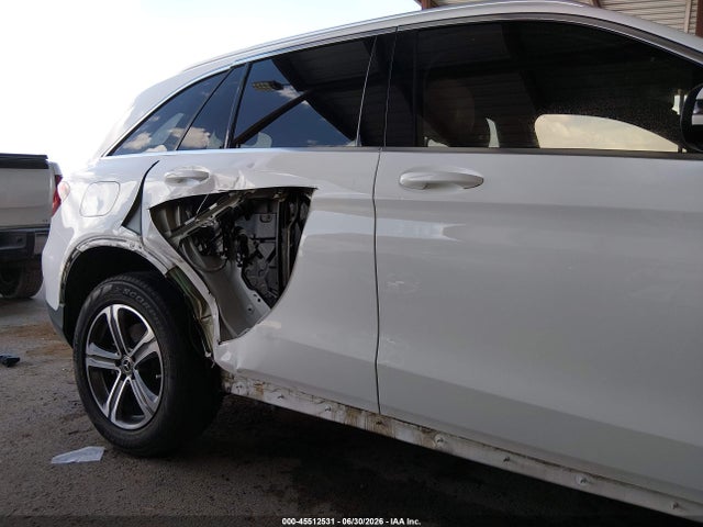 2018 Mercedes-benz Glc 300 მანქანა იყიდება აუქციონზე, vin: WDC0G4JB2JV087742, აუქციონის ნომერი: 45512531