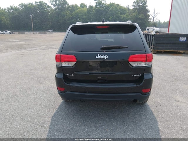 1C4RJFAG6KC836917 Jeep Grand Cherokee Laredo E 4x4