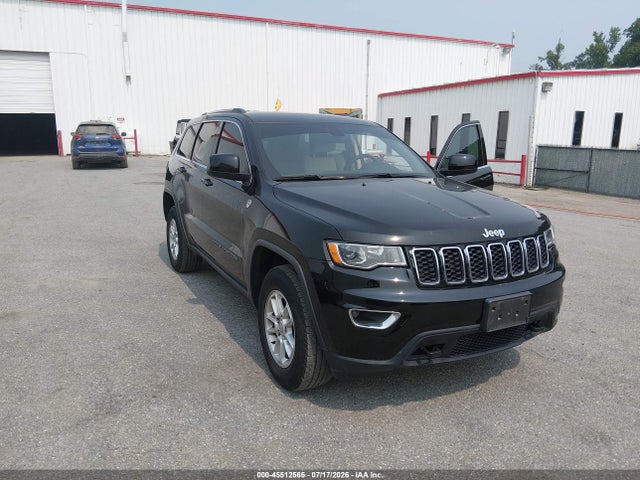 1C4RJFAG6KC836917 Jeep Grand Cherokee Laredo E 4x4