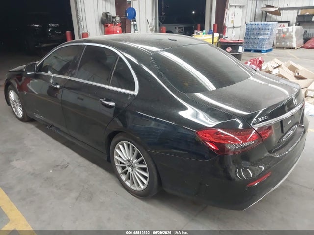 2021 Mercedes-benz E 350 მანქანა იყიდება აუქციონზე, vin: W1KZF8DB9MA994511, აუქციონის ნომერი: 45512592