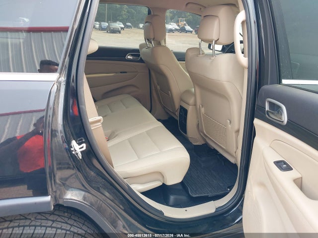 1C4RJFAG2KC754229 Jeep Grand Cherokee Laredo E 4x4