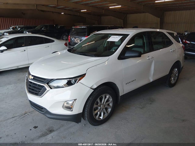 Chevrolet EQUINOX LS 2018 3GNAXHEV5JS535474 Image 2