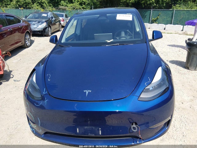 Продажа на аукционе авто 2024 Tesla Model Y Long Range Dual Motor All-wheel Drive, vin: 7SAYGAEE7RF063560, номер лота: 45512618