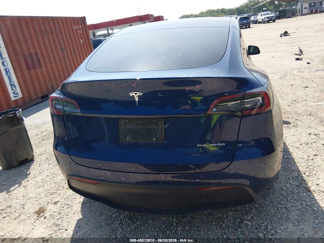 Продажа на аукционе авто 2024 Tesla Model Y Long Range Dual Motor All-wheel Drive, vin: 7SAYGAEE7RF063560, номер лота: 45512618