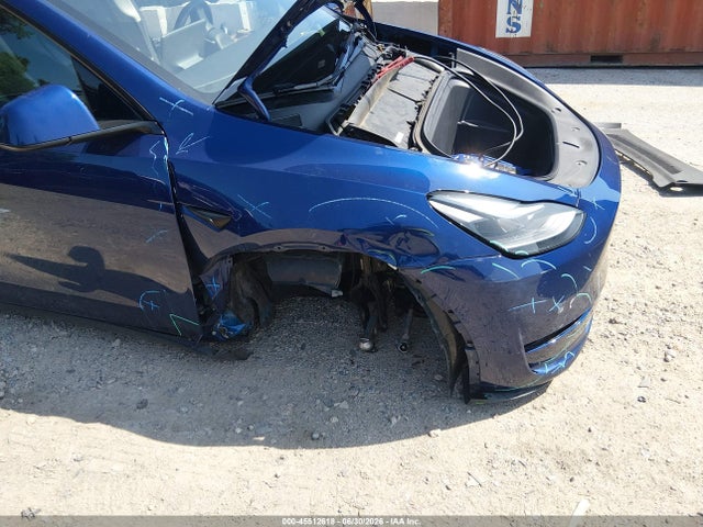 Продаж на аукціоні авто 2024 Tesla Model Y Long Range Dual Motor All-wheel Drive, vin: 7SAYGAEE7RF063560, номер лоту: 45512618