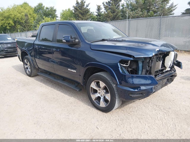 45512681 :رقم المزاد ، 1C6SRFJT3MN751636 vin ، 2021 Ram 1500 Laramie  4x4 5'7 Box مزاد بيع