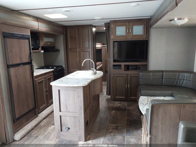 Keystone Rv Other 2019 4YDT33228KK412336 Image 5