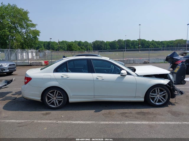 Aukcja sprzedaży 2012 Mercedes-benz C 300 Sport 4matic, vin: WDDGF8BB6CR205189, numer aukcji: 45512862