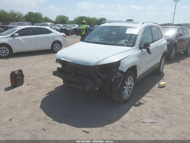 WVGSV7AX2HW502690 Volkswagen Tiguan 2.0t Wolfsburg Edition