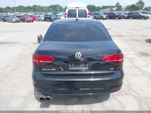 2016 Volkswagen Jetta 1.8t Sel მანქანა იყიდება აუქციონზე, vin: 3VWL17AJ5GM260232, აუქციონის ნომერი: 45512898