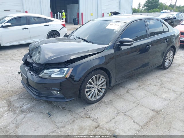 2016 Volkswagen Jetta 1.8t Sel მანქანა იყიდება აუქციონზე, vin: 3VWL17AJ5GM260232, აუქციონის ნომერი: 45512898