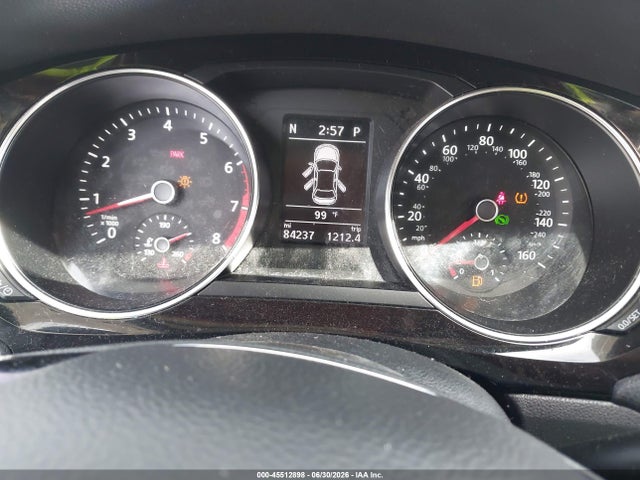 2016 Volkswagen Jetta 1.8t Sel მანქანა იყიდება აუქციონზე, vin: 3VWL17AJ5GM260232, აუქციონის ნომერი: 45512898
