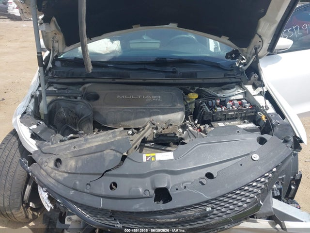 Aukcja sprzedaży 2015 Chrysler 200 S, vin: 1C3CCCBB5FN751342, numer aukcji: 45512935