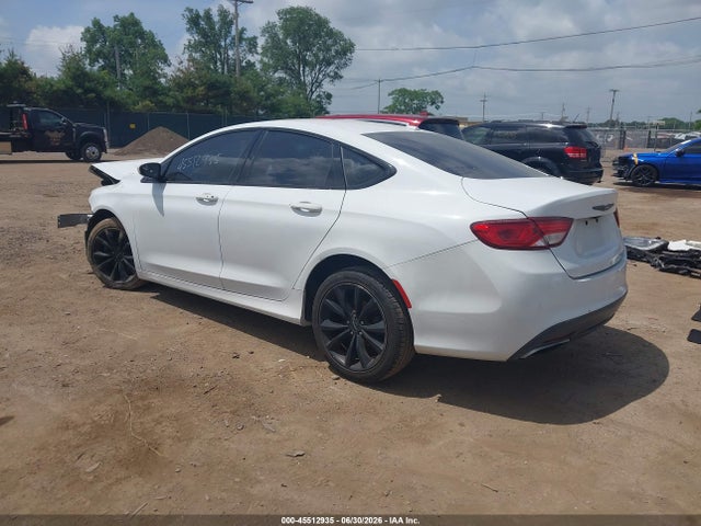 Aukcja sprzedaży 2015 Chrysler 200 S, vin: 1C3CCCBB5FN751342, numer aukcji: 45512935