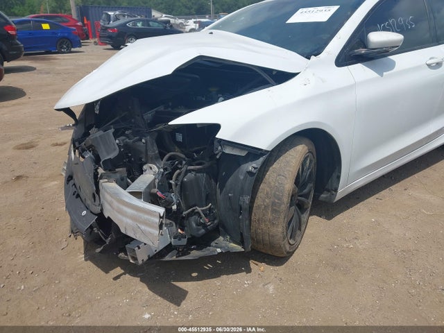Aukcja sprzedaży 2015 Chrysler 200 S, vin: 1C3CCCBB5FN751342, numer aukcji: 45512935