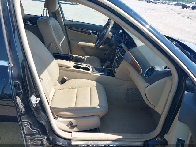 Aukcja sprzedaży 2013 Mercedes-benz C 250 Sport, vin: WDDGF4HB9DR294287, numer aukcji: 45512995