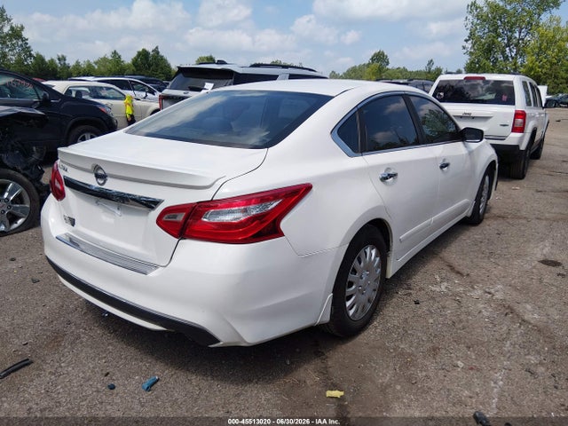 Auction sale of the 2017 Nissan Altima 2.5 S, vin: 1N4AL3AP8HC148406, lot number: 45513020