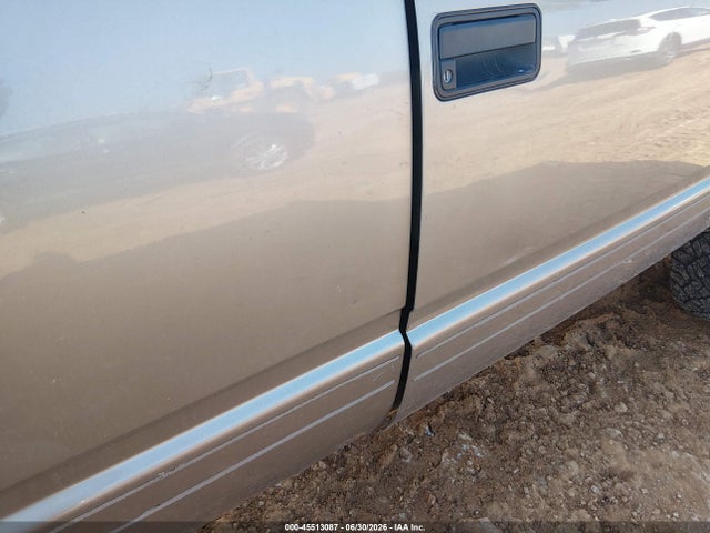 45513087 :رقم المزاد ، 1GCGK29R4YF505957 vin ، 2000 Chevrolet K2500 مزاد بيع