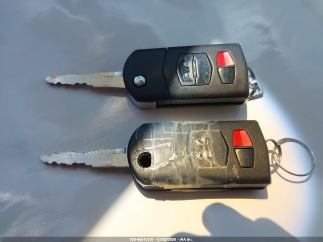 2006 Mazda Mazda6 I მანქანა იყიდება აუქციონზე, vin: 1YVFP80C065M66614, აუქციონის ნომერი: 45513097