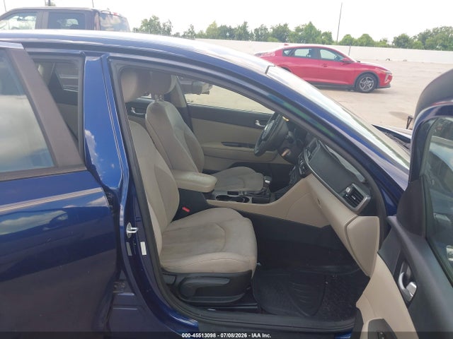 KIA Optima Lx 2016 5XXGT4L38GG008679 Image 5