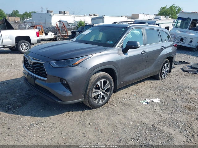 5TDKBRCH0PS586506 Toyota Highlander Hybrid Xle