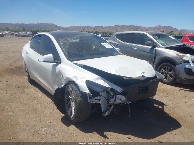 Продаж на аукціоні авто 2021 Tesla Model Y Long Range Dual Motor All-wheel Drive, vin: 5YJYGDEE7MF094279, номер лоту: 45513118