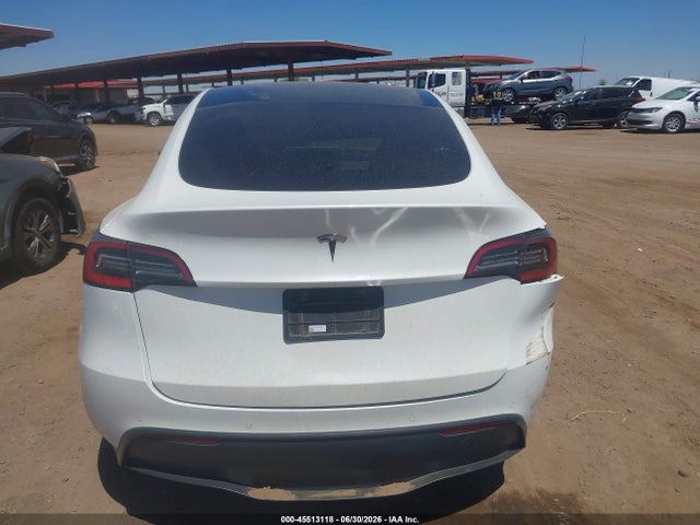 Продаж на аукціоні авто 2021 Tesla Model Y Long Range Dual Motor All-wheel Drive, vin: 5YJYGDEE7MF094279, номер лоту: 45513118